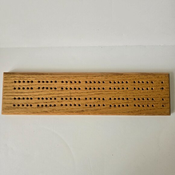 Handmade Oak Wooden Cribbage Board Game With 4 Red Pegs - Picture 16 of 16